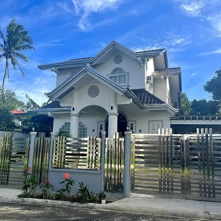 4Br Tagaytay House Staycation Near Sky Ranch